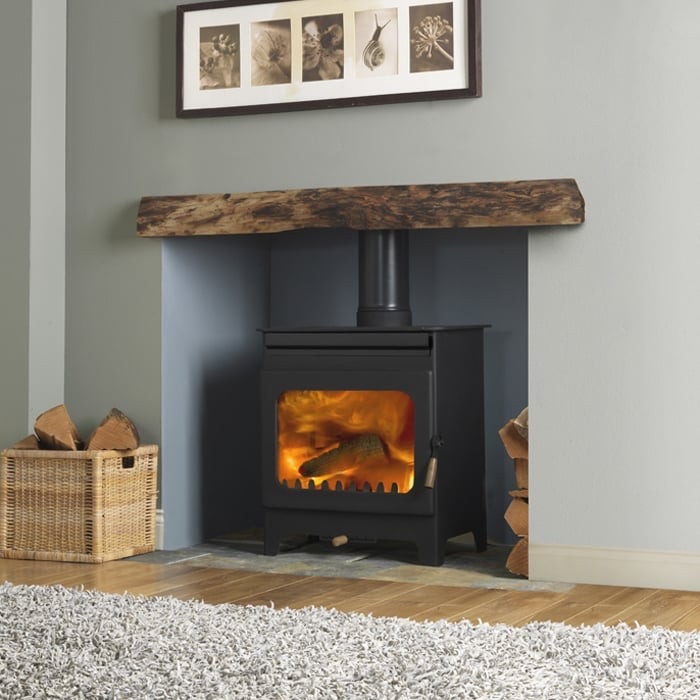 Recess formation and hearth construction Dundee by Hot Box ® Stoves. Lintels, chamber finishes and bespoke hearths, HETAS-compliant across Scotland.